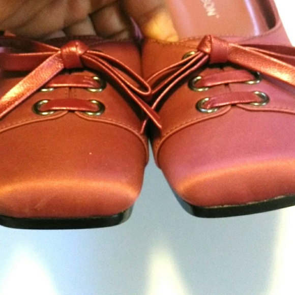 4/$20 HILLARD & HANSON ◾ Women Shoes - Picture 3 of 6